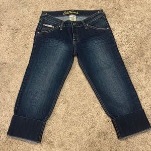 Bubblegum Jean capris NWOT